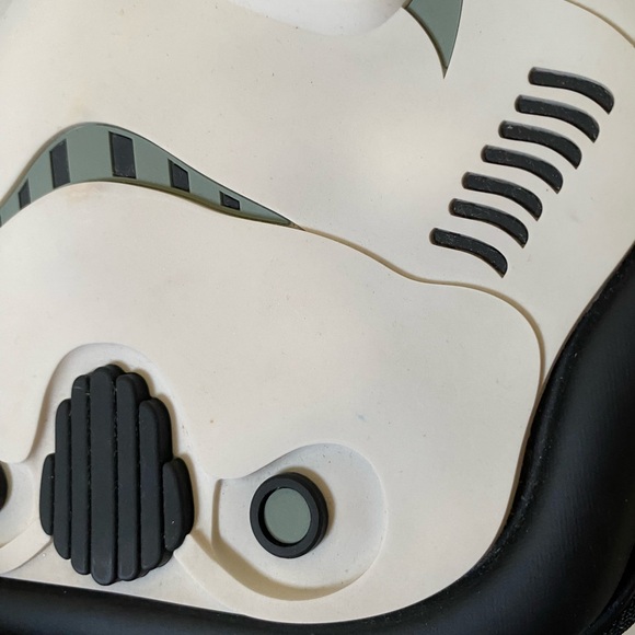 PowerA Nintendo 3DS Star Wars Helmet StormTrooper Travel / Storage Case - Picture 2 of 9